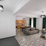 Hoteleks Inn & Suites