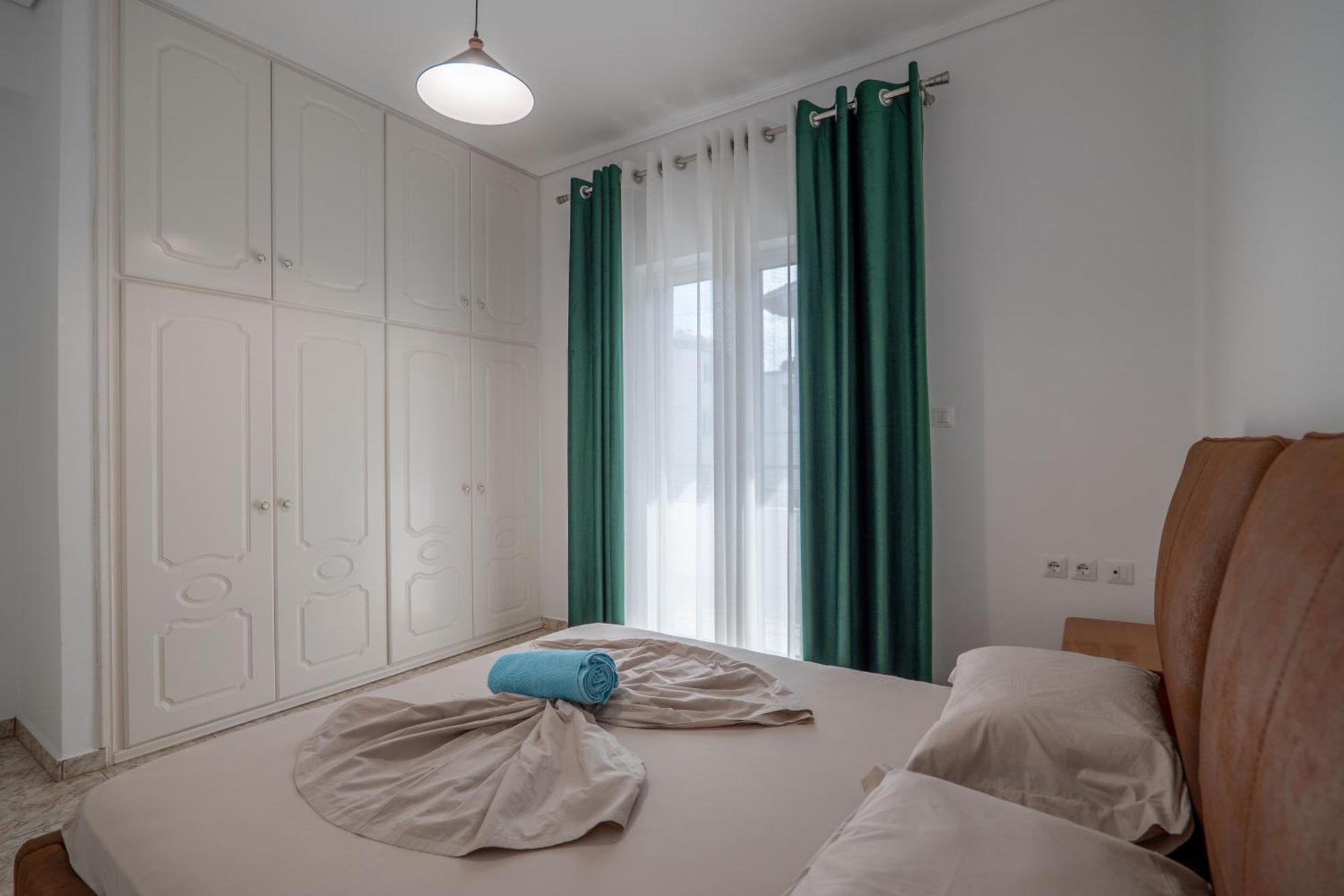 Hotel Hoteleks & 3*
