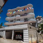 Hoteleks Inn & Suites