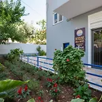 Hoteleks Inn & Suites
